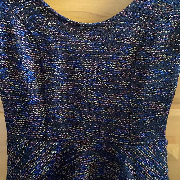 Tweed Backless Peplum Mini Dress - Picture 9 of 9